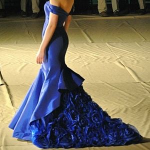 Mac Duggal Evening Gown size 4